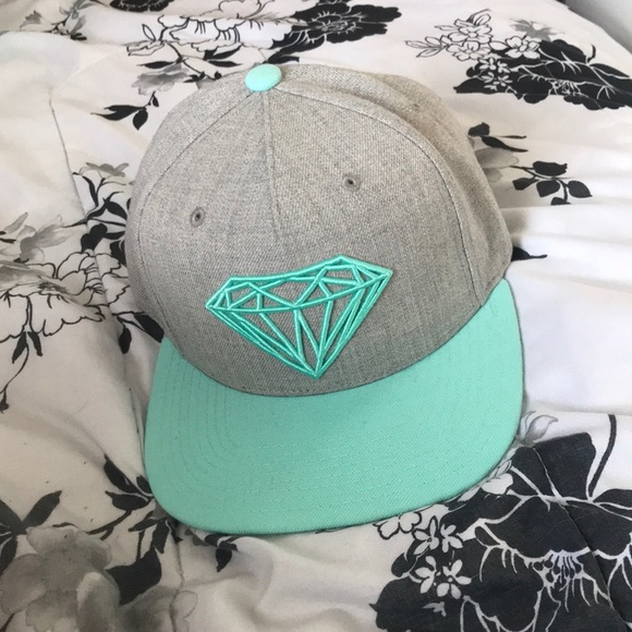 Diamond Supply Co. Other - Diamond snapback